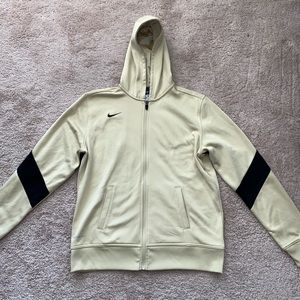 Vintage Men’s Nike Sweatshirt